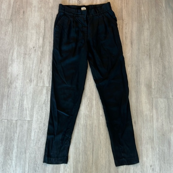 Aritzia Pants - Aritzia Black Trouser Pants